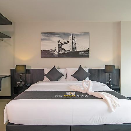 The Rich Sotel Krabi town Extérieur photo
