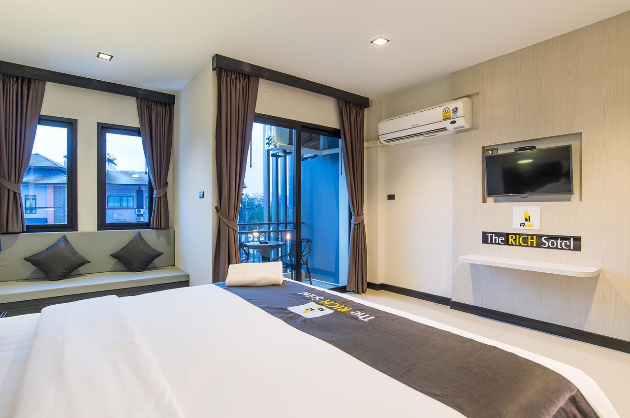 The Rich Sotel Krabi town Extérieur photo
