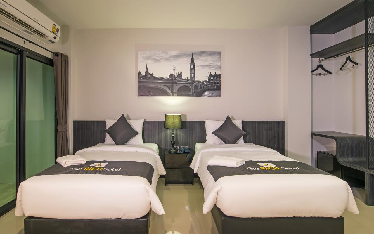 The Rich Sotel Krabi town Extérieur photo